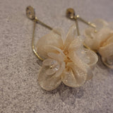 organdy flower pierce