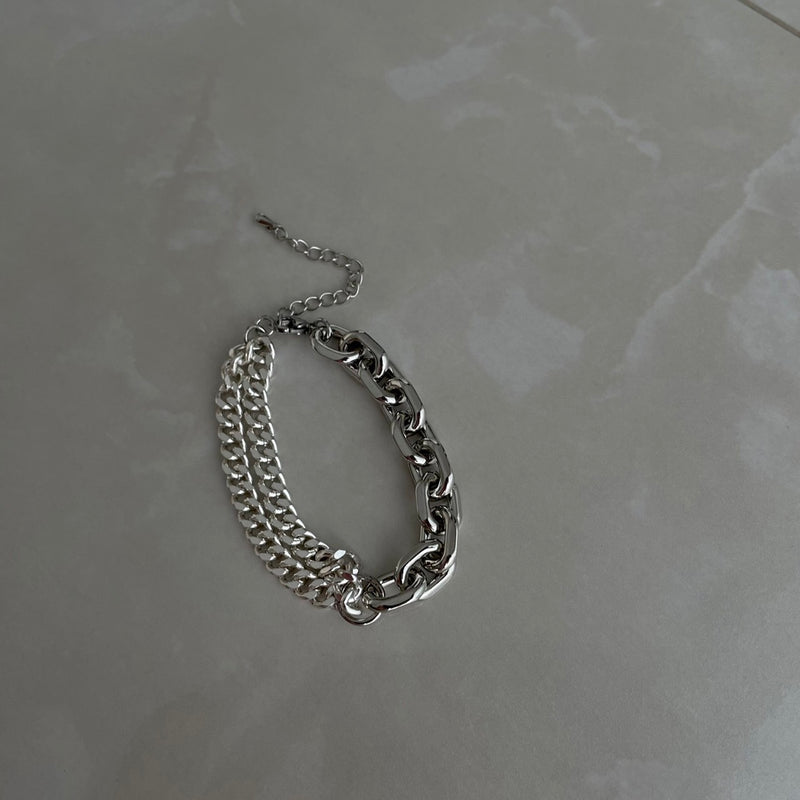 DOUBLE CHAIN BRACELET